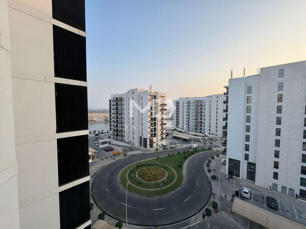 Vacant | Modern Layout | Family Friendly Community - Waters Edge, Yas Island, Abu Dhabi 